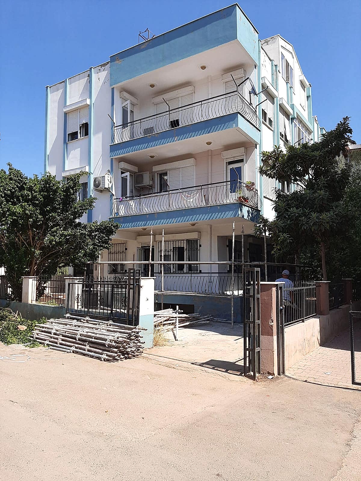 Şevik Apartmanı